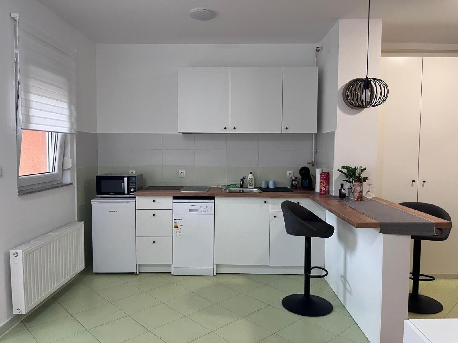 Studio Apartman - Sweet&Little Vrbovec Exterior photo