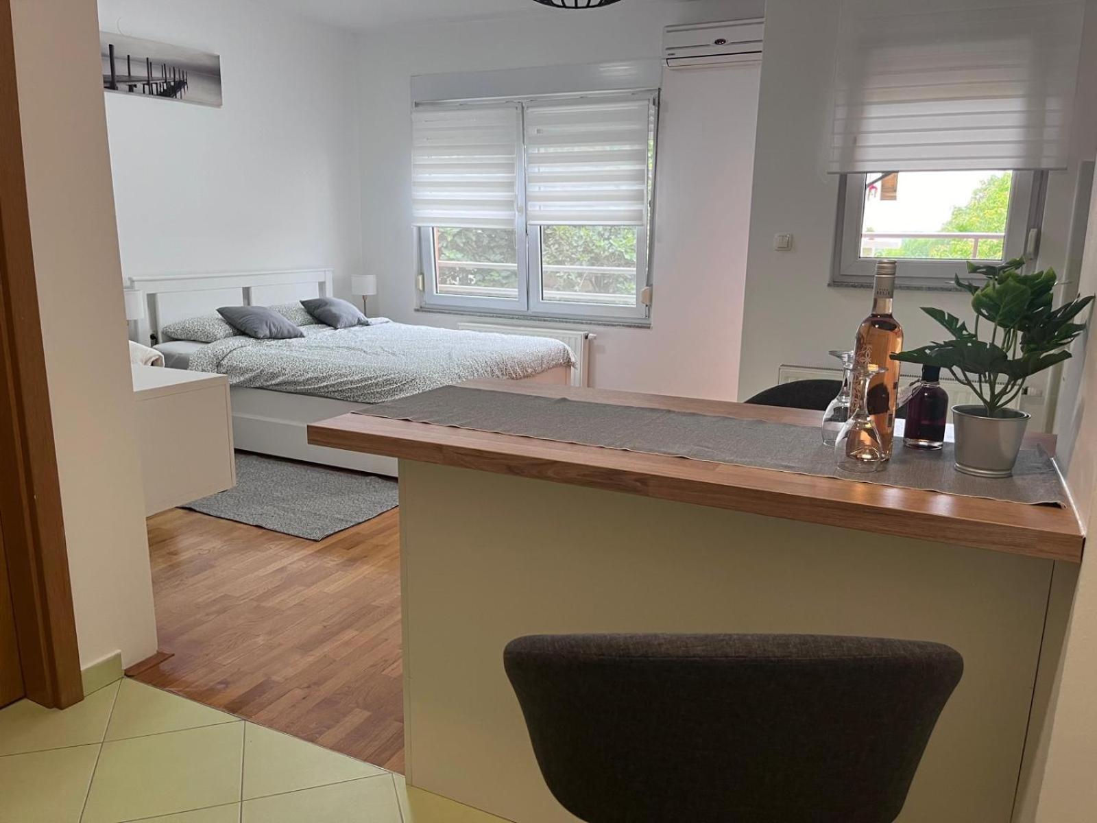 Studio Apartman - Sweet&Little Vrbovec Exterior photo